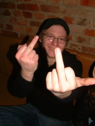 40%20-%20Staufer%20med%20Fuck%20you.jpg